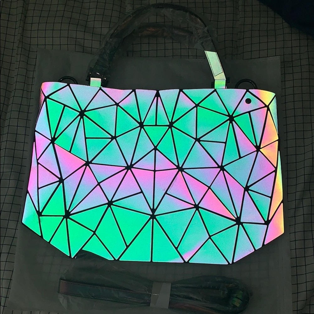 Cool purse with body strap option